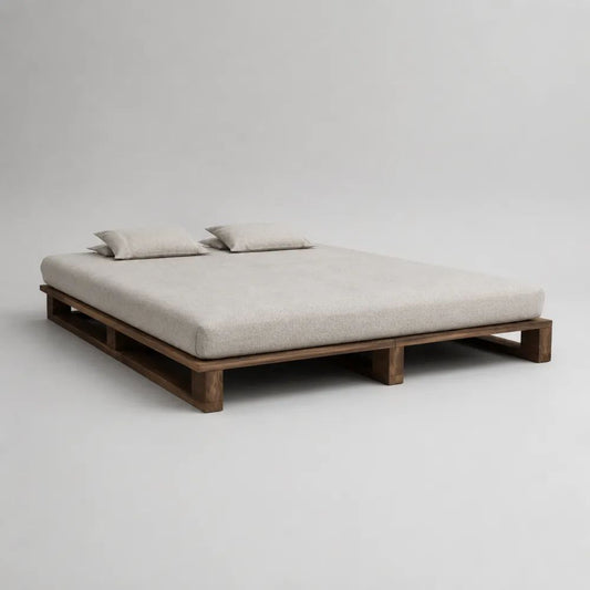 Futonbett 200 × 200 cm, 4-teiliges Set aus massivem Kiefernholz mit Schaumstoffmatratze und 2 Kissen, Dunkelbraun/Cremeweiß
